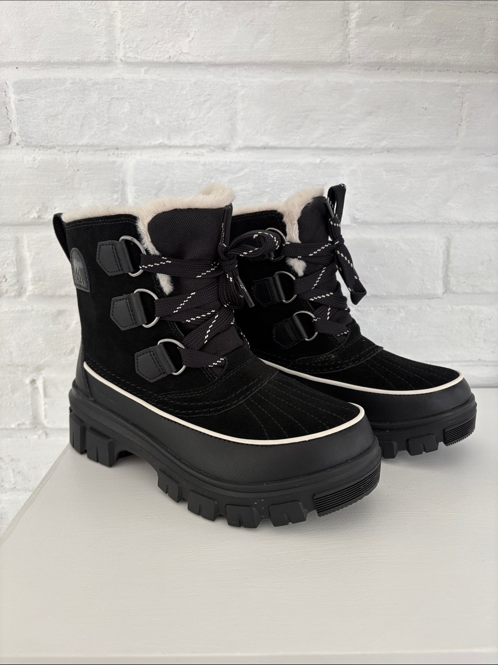 Women’s Sorel Winter Boots Size 6